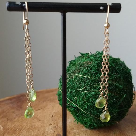 24k Gold Peridot Earrings - Picture 5 of 6